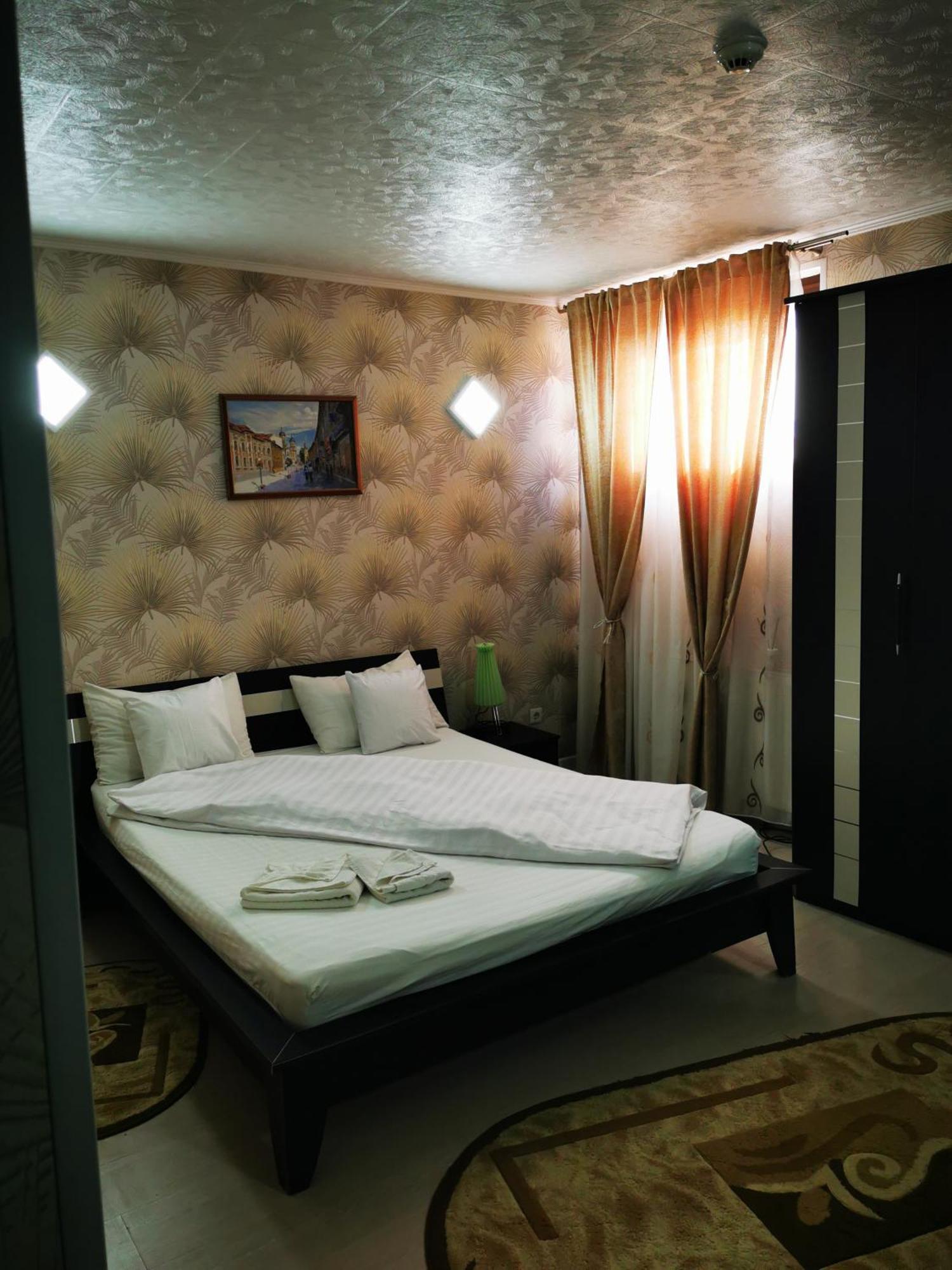 Auberge de jeunesse Casa Simescu II à Caransebeş Extérieur photo
