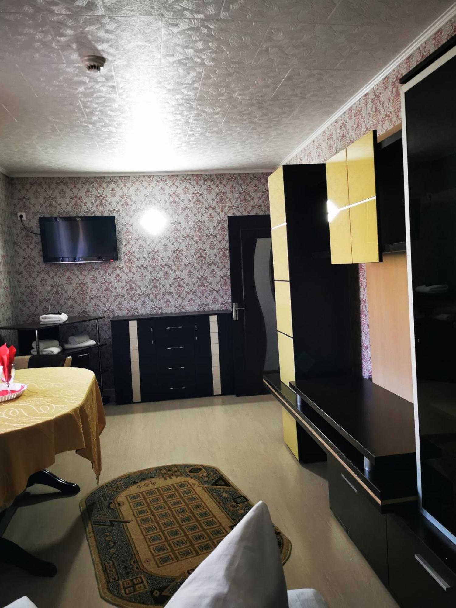 Auberge de jeunesse Casa Simescu II à Caransebeş Extérieur photo